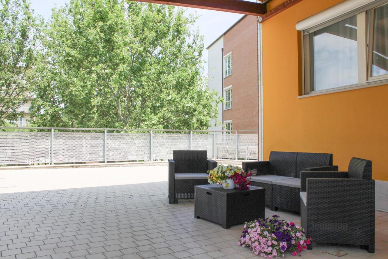 Altum Villare Apartments ราเวนนา ภายนอก รูปภาพ